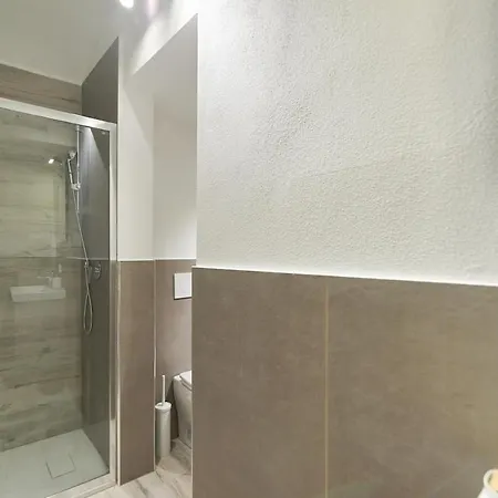 008 - Bright & Large Flat With Ac * Perugia