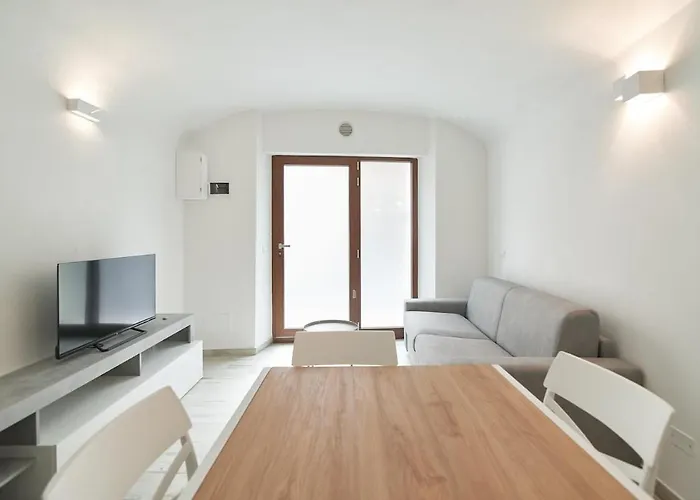 008 - Bright & Large Flat With Ac * Perugia