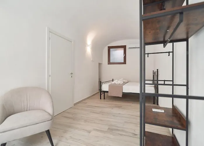 008 - Bright & Large Flat With Ac Perugia