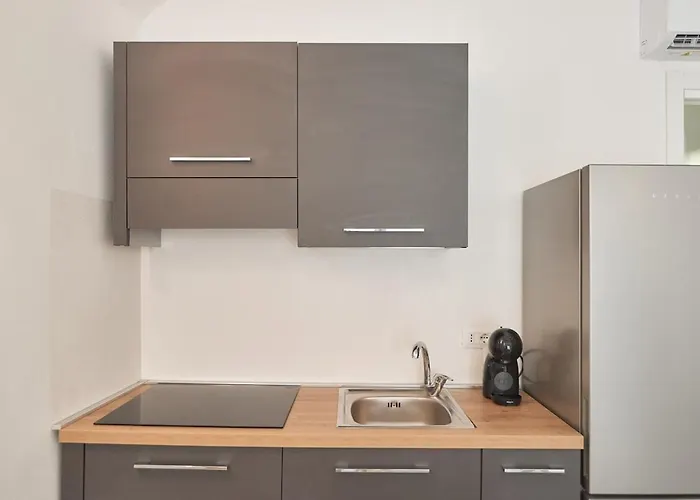 Appartement 008 - Bright & Large Flat With Ac *